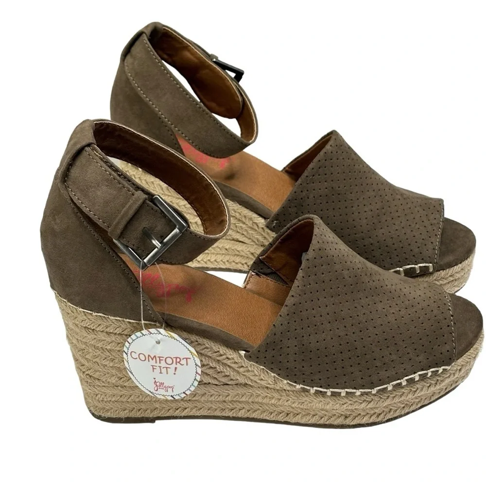 Comfort Fit Jellypop Beige Rafia 4”Wedge Heel Sandals Adjust Ankle Strap Sz. 8.5